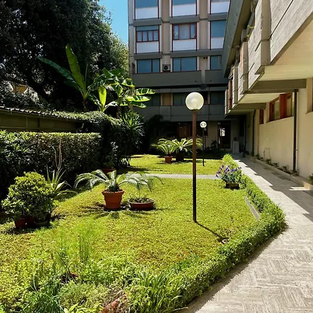 Apartment Lucevan Le Stelle By World Viareggio